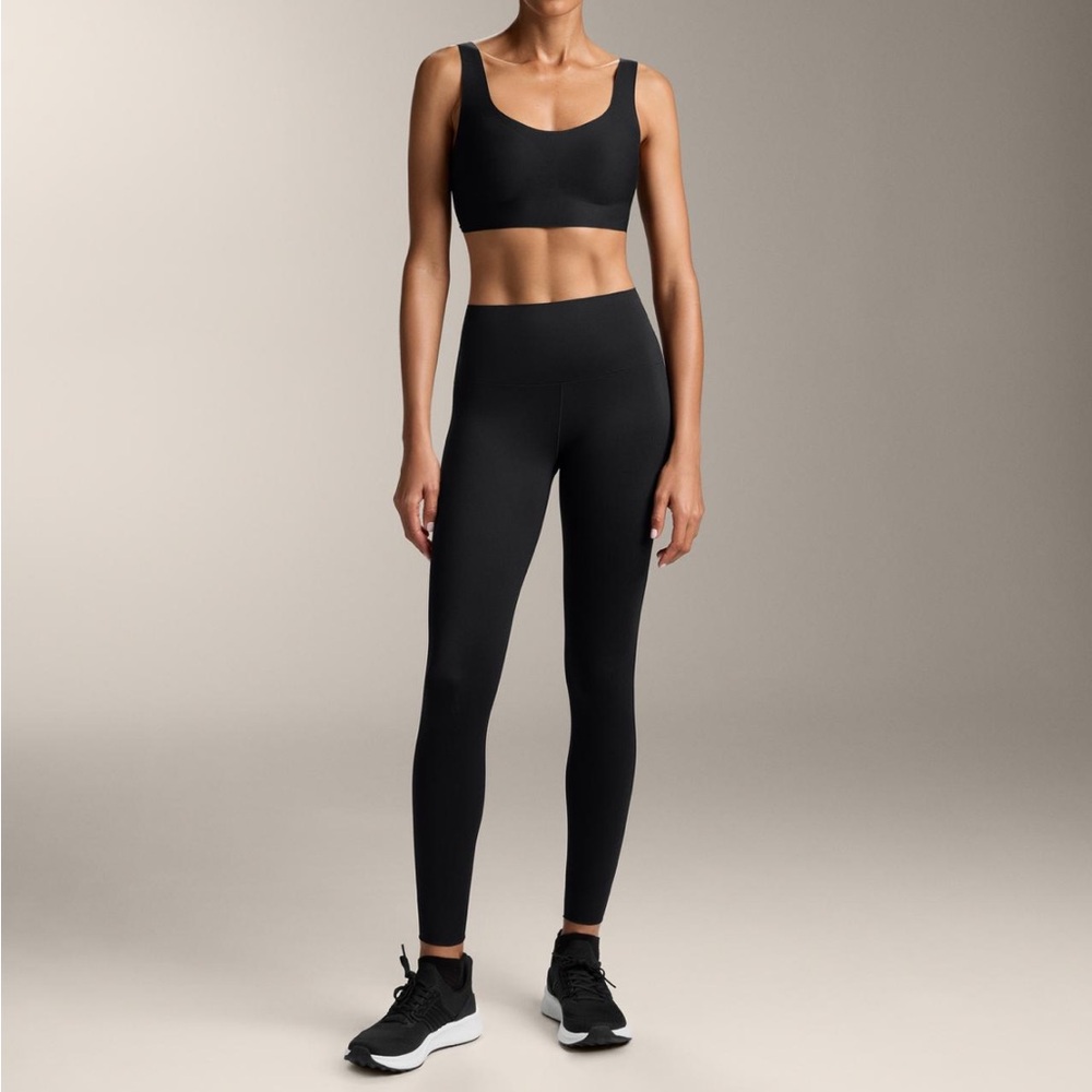 NEW Women's Black High-Waisted Leggings - Picture 2 of 16